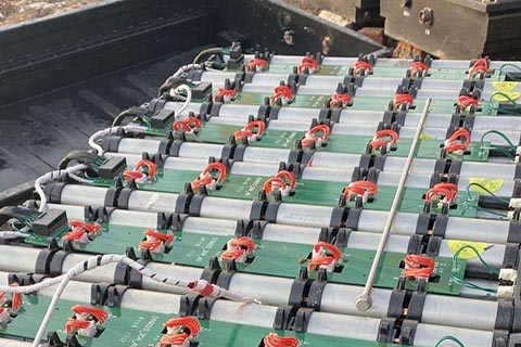 [乌达苏海图附近回收磷酸电池]锂电池多少钱一斤回收-上门回收新能源电池
